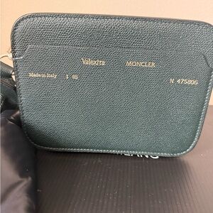 Valextra Green Leather Bag with Black Accents